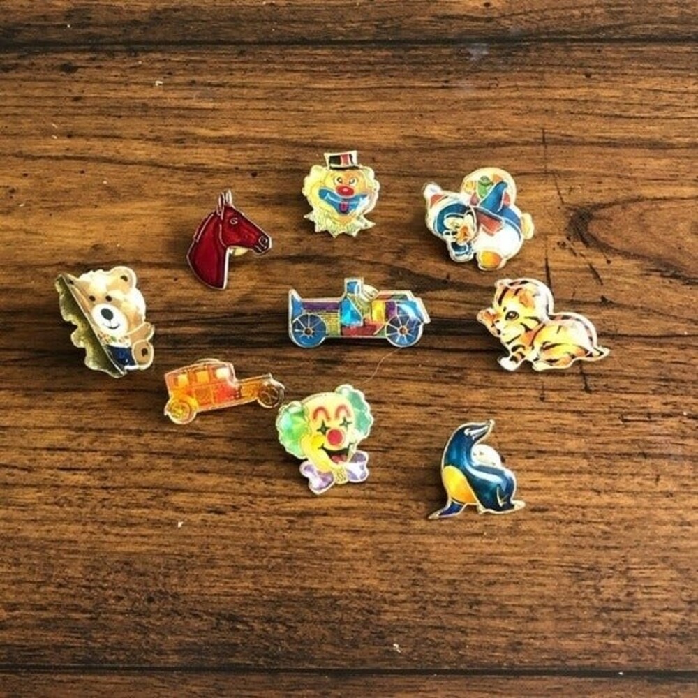 Cute Brooches Set